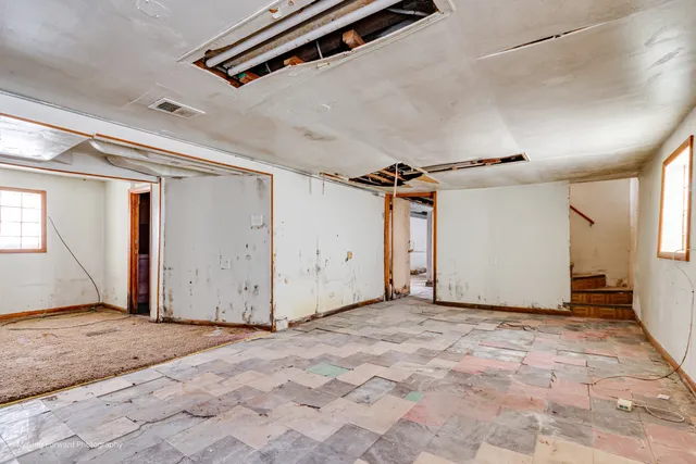 $170,000 | 643 South 19th Avenue, Maywood, IL 60153