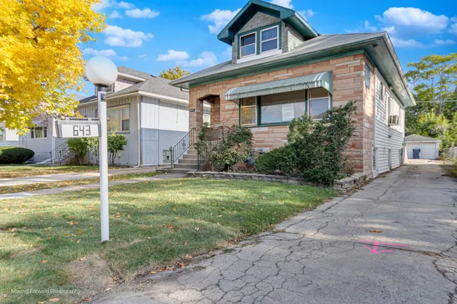 $170,000 | 643 South 19th Avenue, Maywood, IL 60153