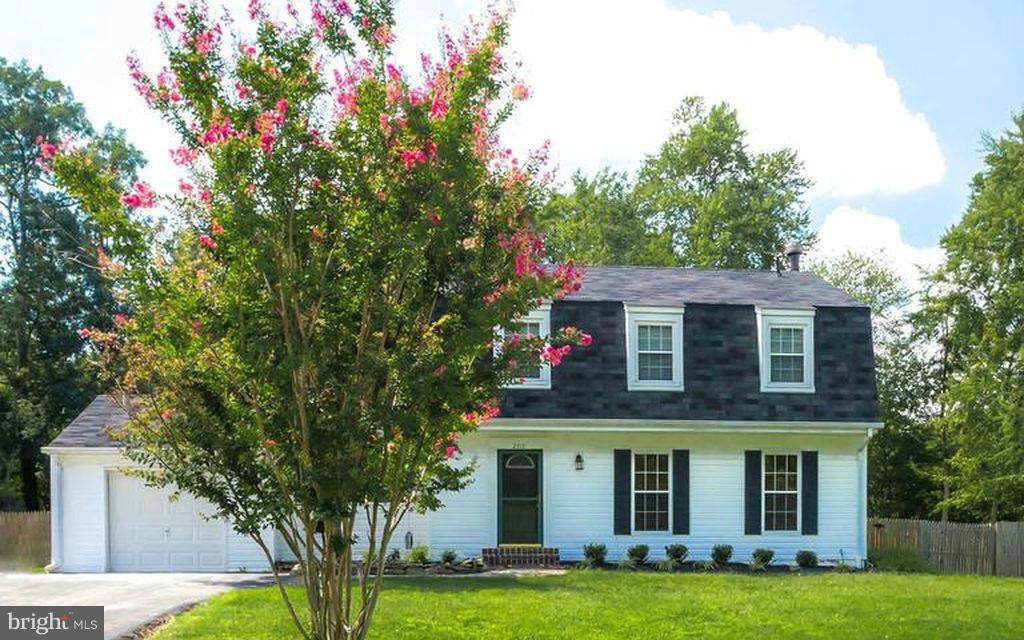 2414 Ivywood Road Reston, VA 20191 - Photo 1 of 19 Exterior (Front)