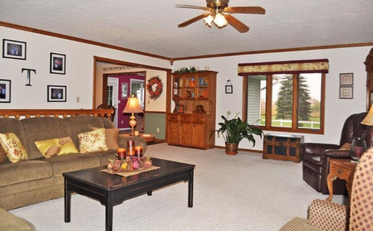 2031 Pinewood Street Jenison, MI 49428 - Photo 4 of 10 Additional Photo