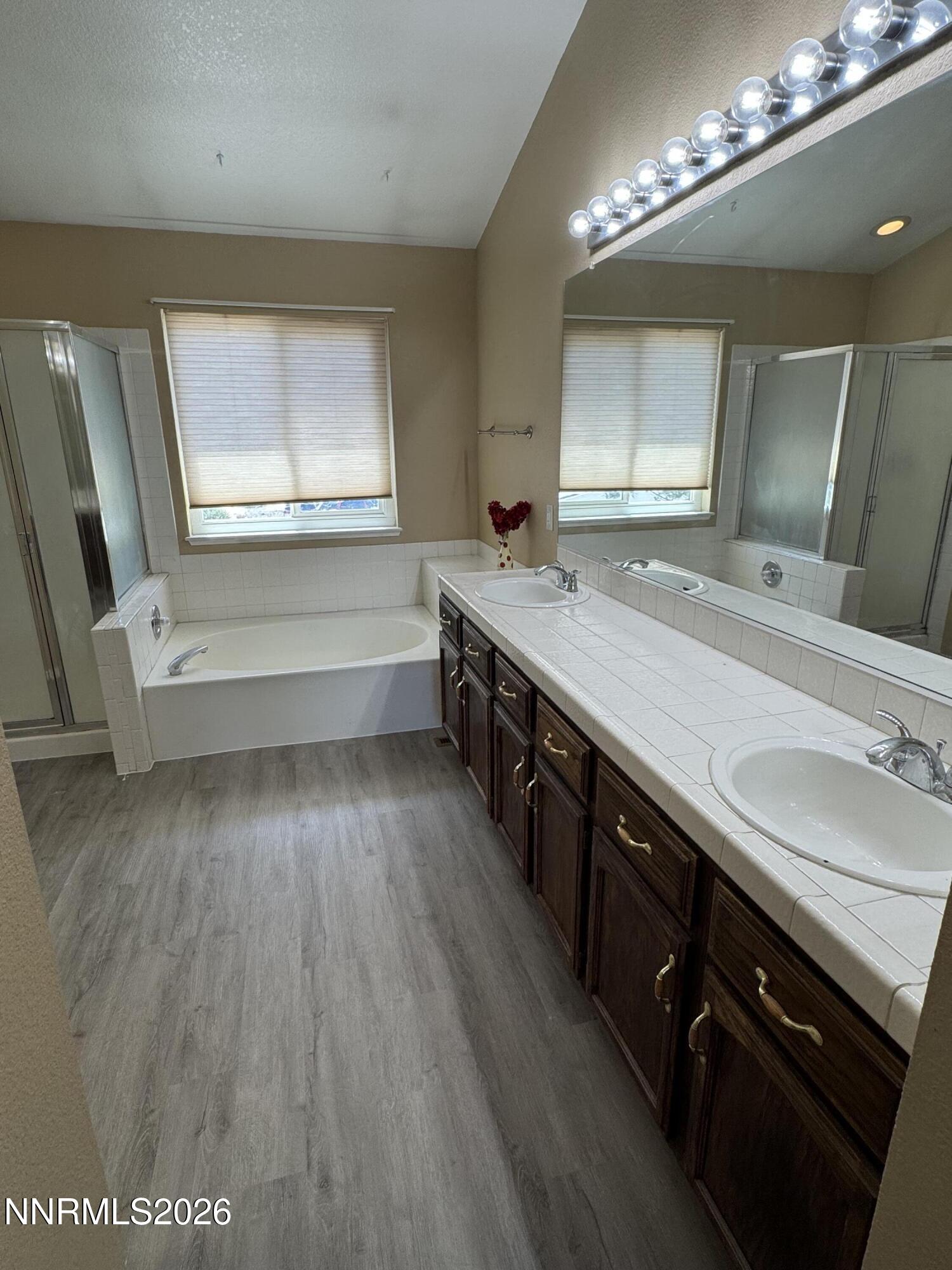 998 Edgecliff Drive Reno, NV 89523 - Photo 22 of 36 IMG_7086