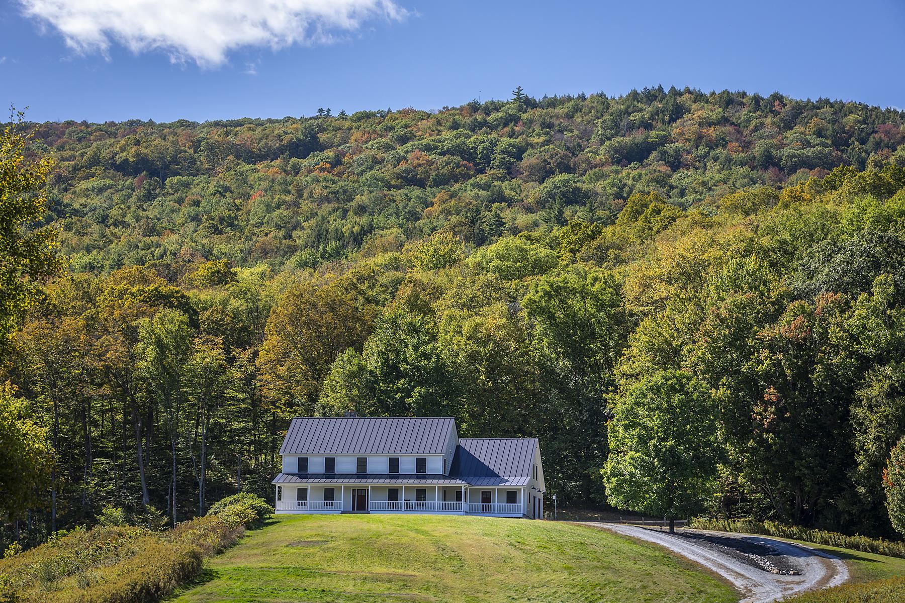 333 Creek Road Wallingford, VT 05773 - Photo 3 of 60