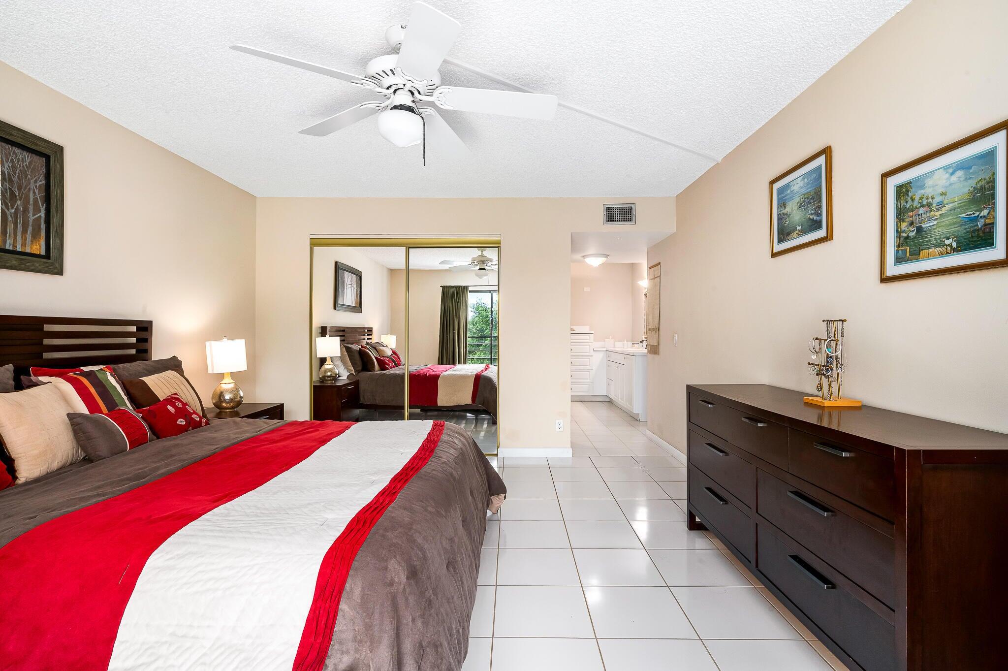5751 Camino Del Sol, Unit 403 Boca Raton, FL 33433 - Photo 15 of 34 Master bedroom