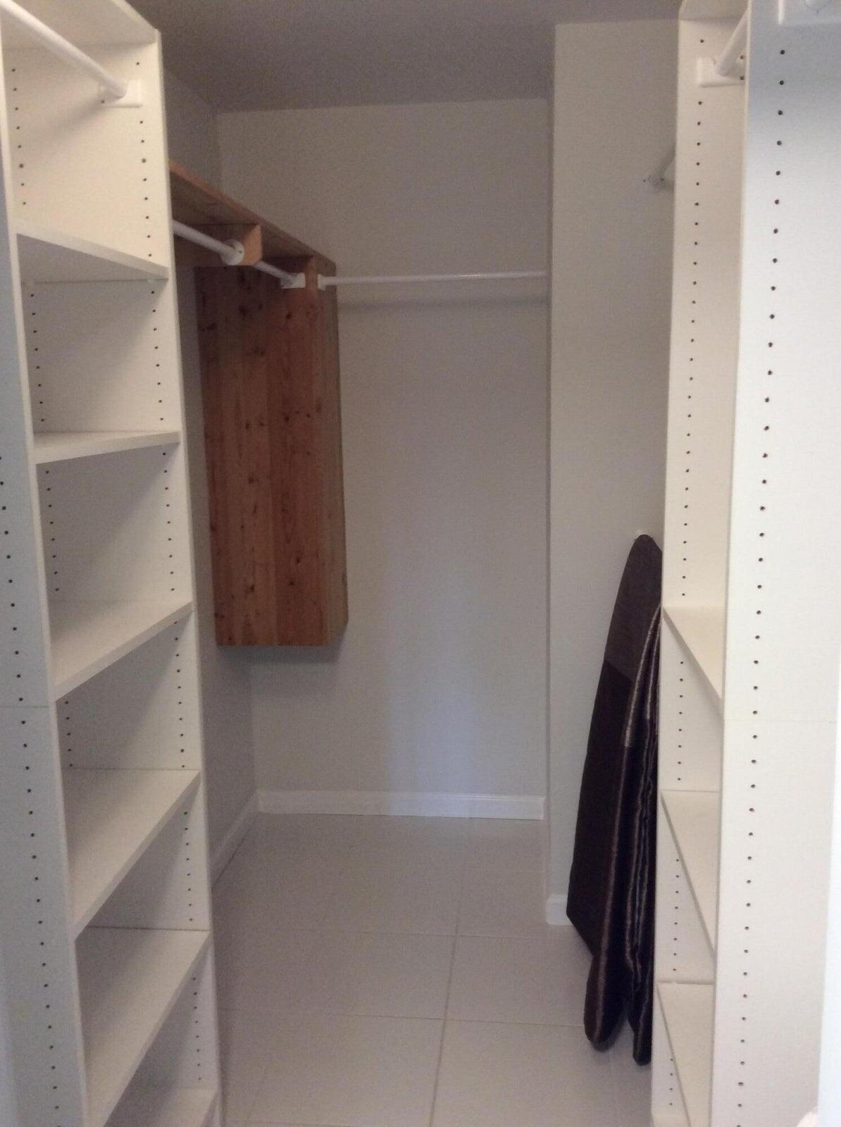 5751 Camino Del Sol, Unit 403 Boca Raton, FL 33433 - Photo 16 of 34 Master walk in closet