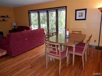 526 Aqua Ridge Drive St. Louis, MO 63129 - Photo 7 of 35 Gallery Image 7
