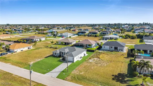 a view of a house with a outdoor space