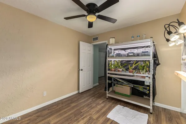 $295,000 | 225 North Standage, Unit 20, Mesa, AZ 85201