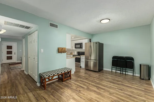 $295,000 | 225 North Standage, Unit 20, Mesa, AZ 85201
