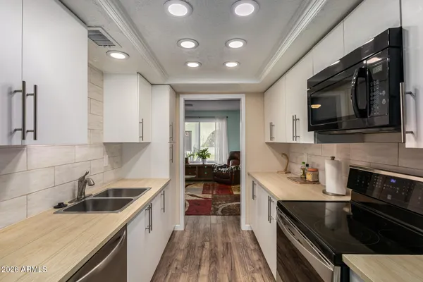 $295,000 | 225 North Standage, Unit 20, Mesa, AZ 85201