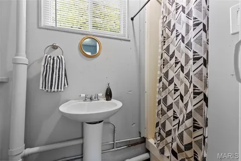 $199,000 | 3929 Bates Street, St. Louis, MO 63116