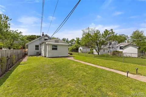 $199,000 | 3929 Bates Street, St. Louis, MO 63116