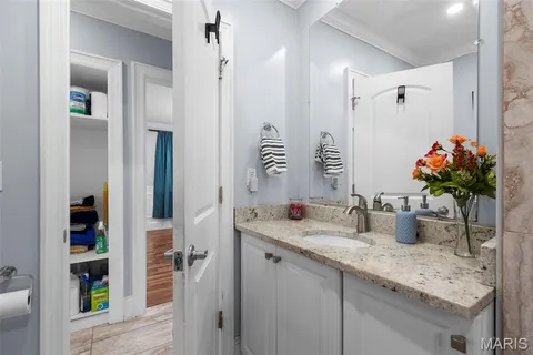 $199,000 | 3929 Bates Street, St. Louis, MO 63116
