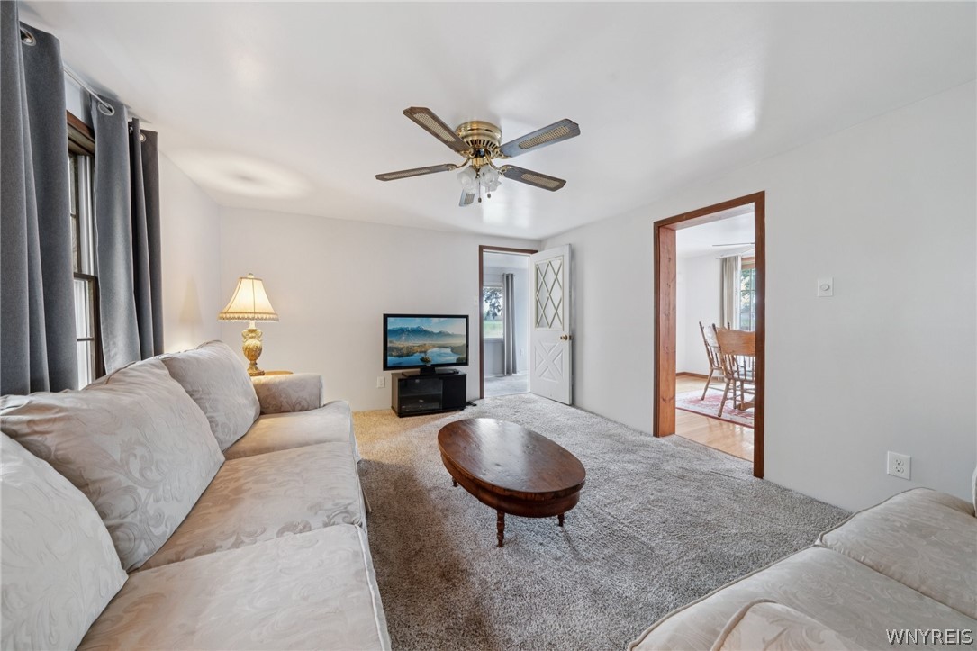 8420 Akron Road Royalton, NY 14094 - Photo 11 of 46