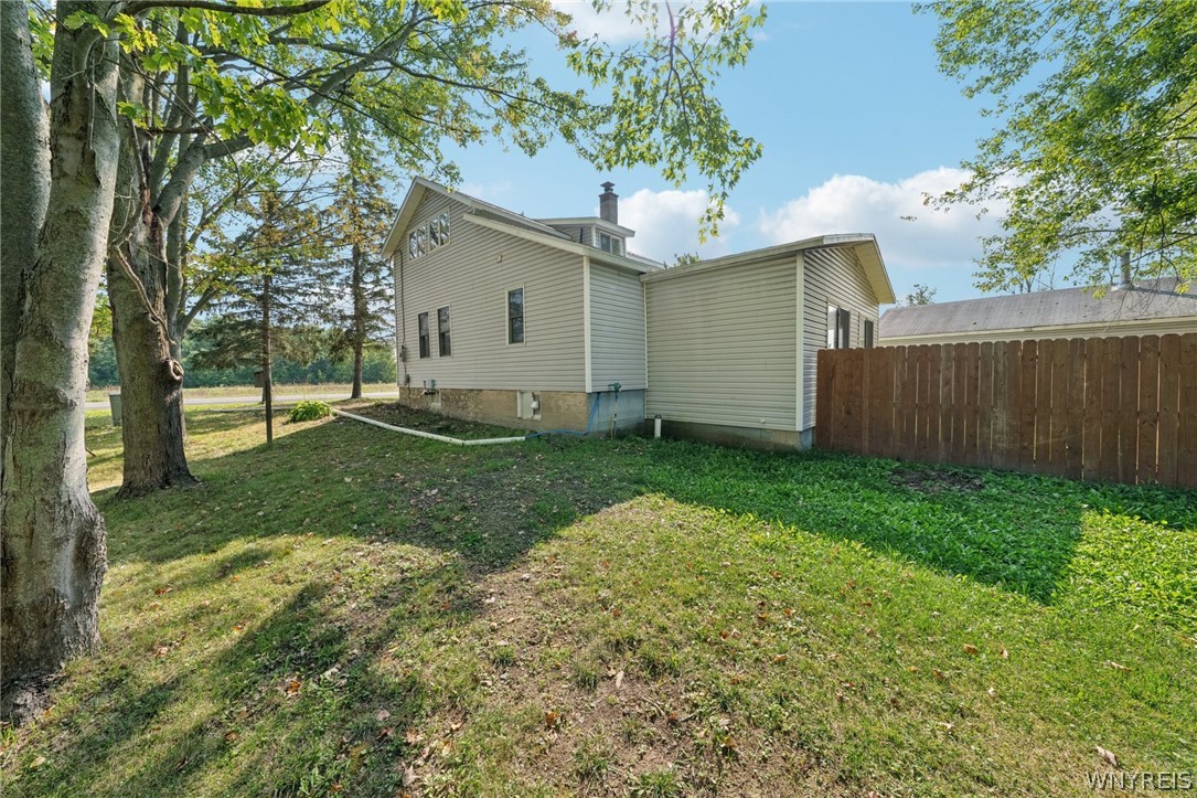 8420 Akron Road Royalton, NY 14094 - Photo 37 of 46