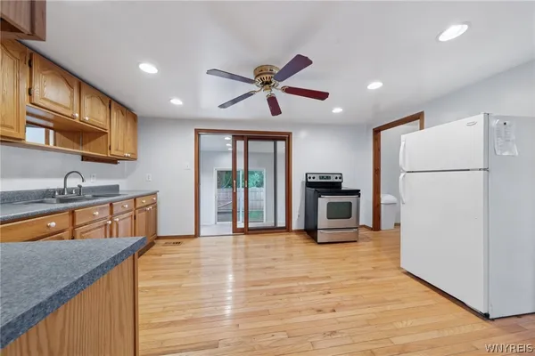 $349,900 | 8420 Akron Road, Royalton, NY 14094