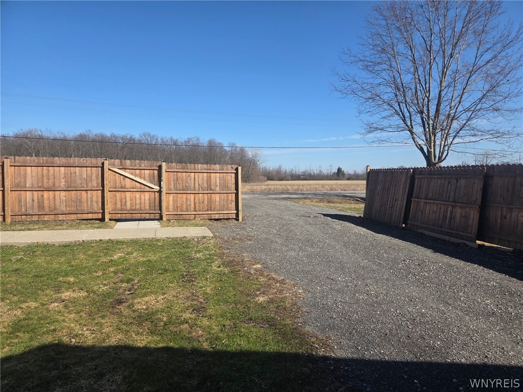 8420 Akron Road Royalton, NY 14094 - Photo 43 of 46