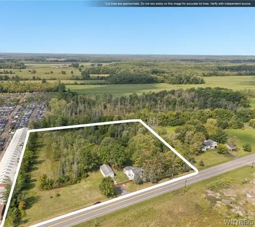$349,900 | 8420 Akron Road, Royalton, NY 14094