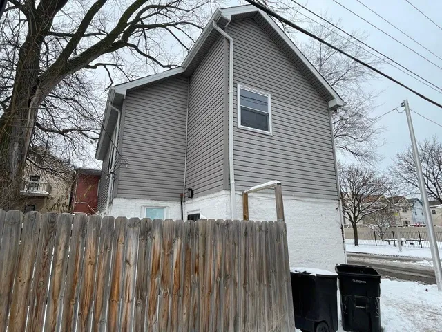 $147,500 | 1715 East 70th Street, Chicago, IL 60649