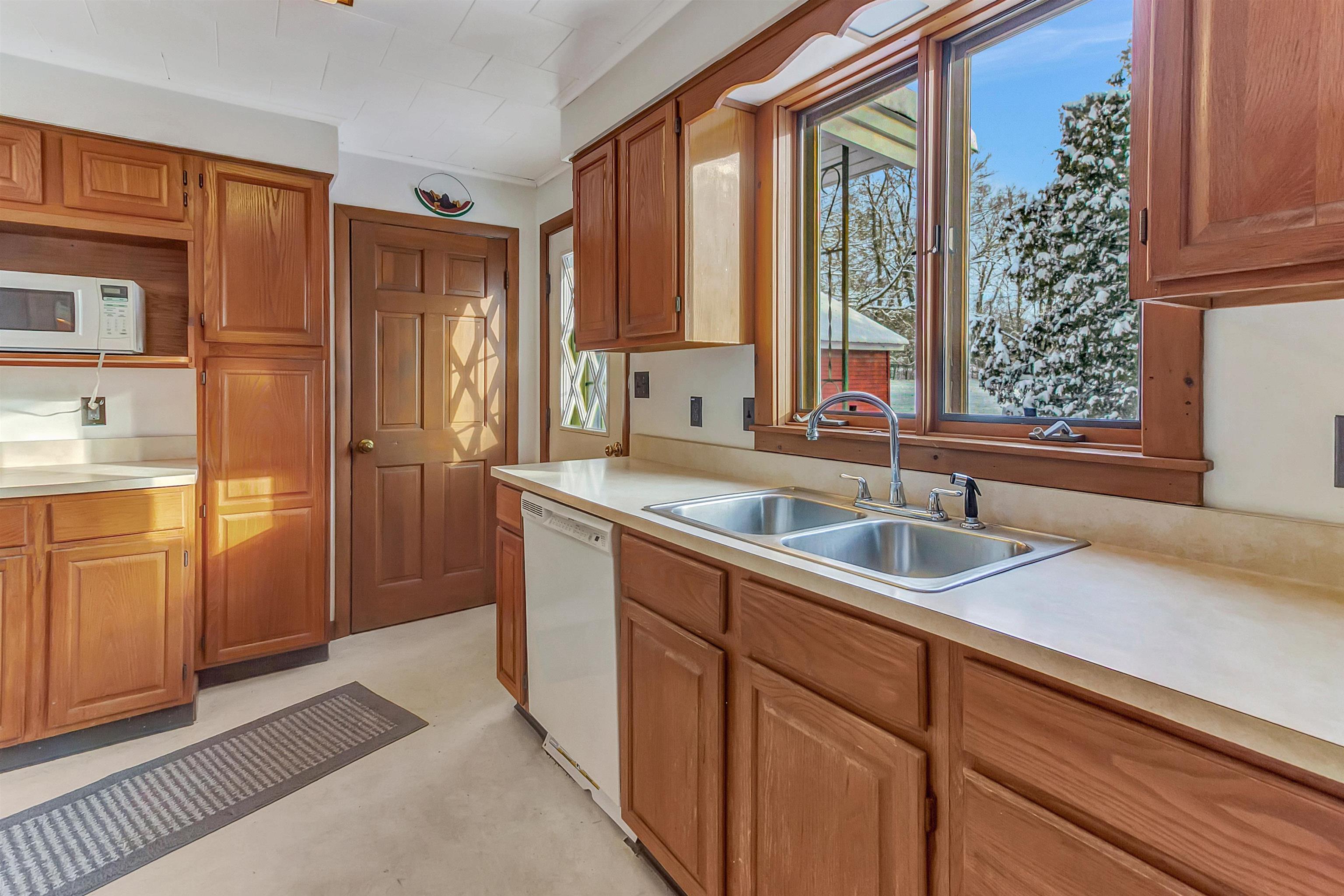 84 Allen Street Rutland, VT 05701 - Photo 22 of 60