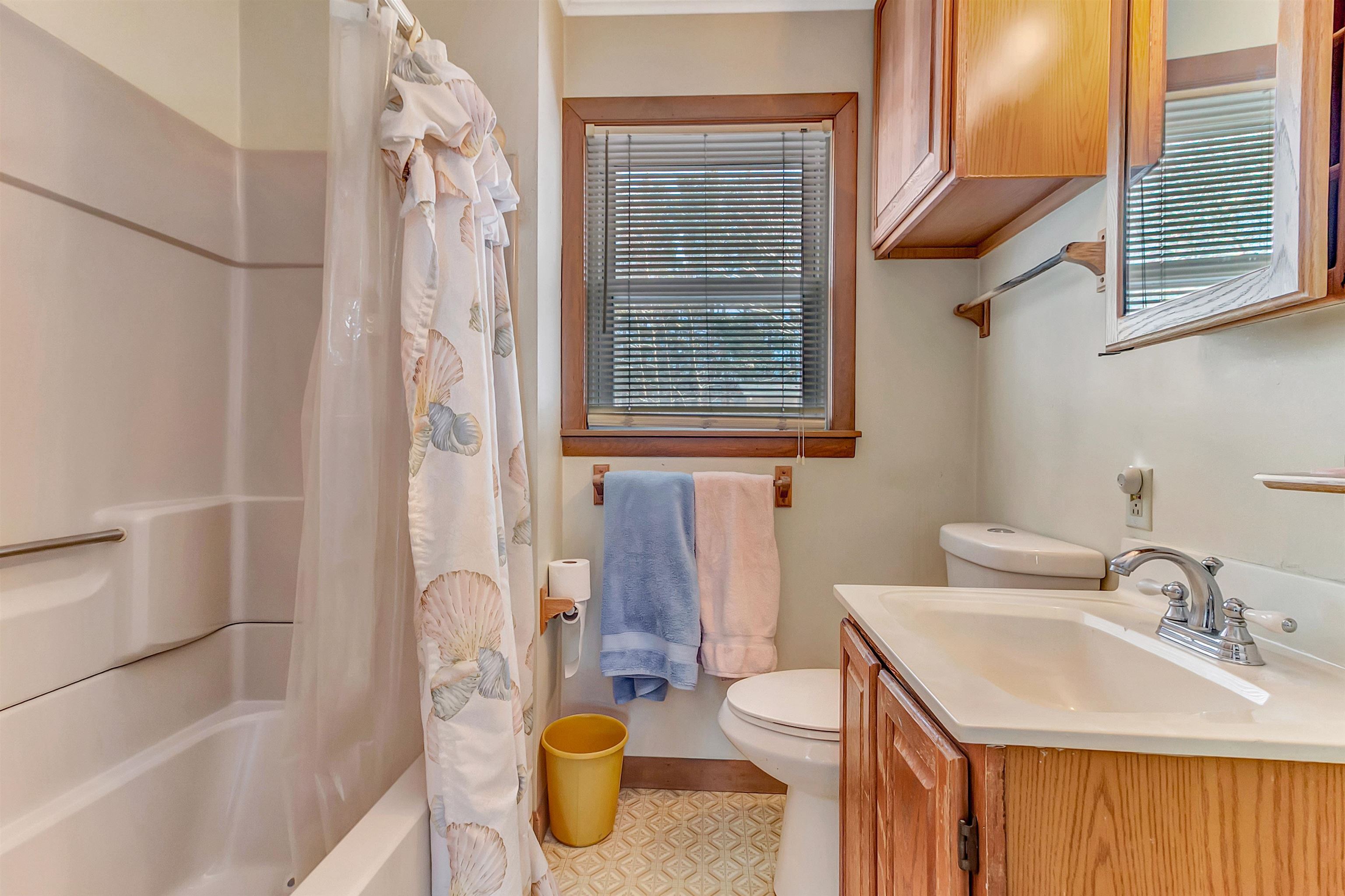 84 Allen Street Rutland, VT 05701 - Photo 32 of 60