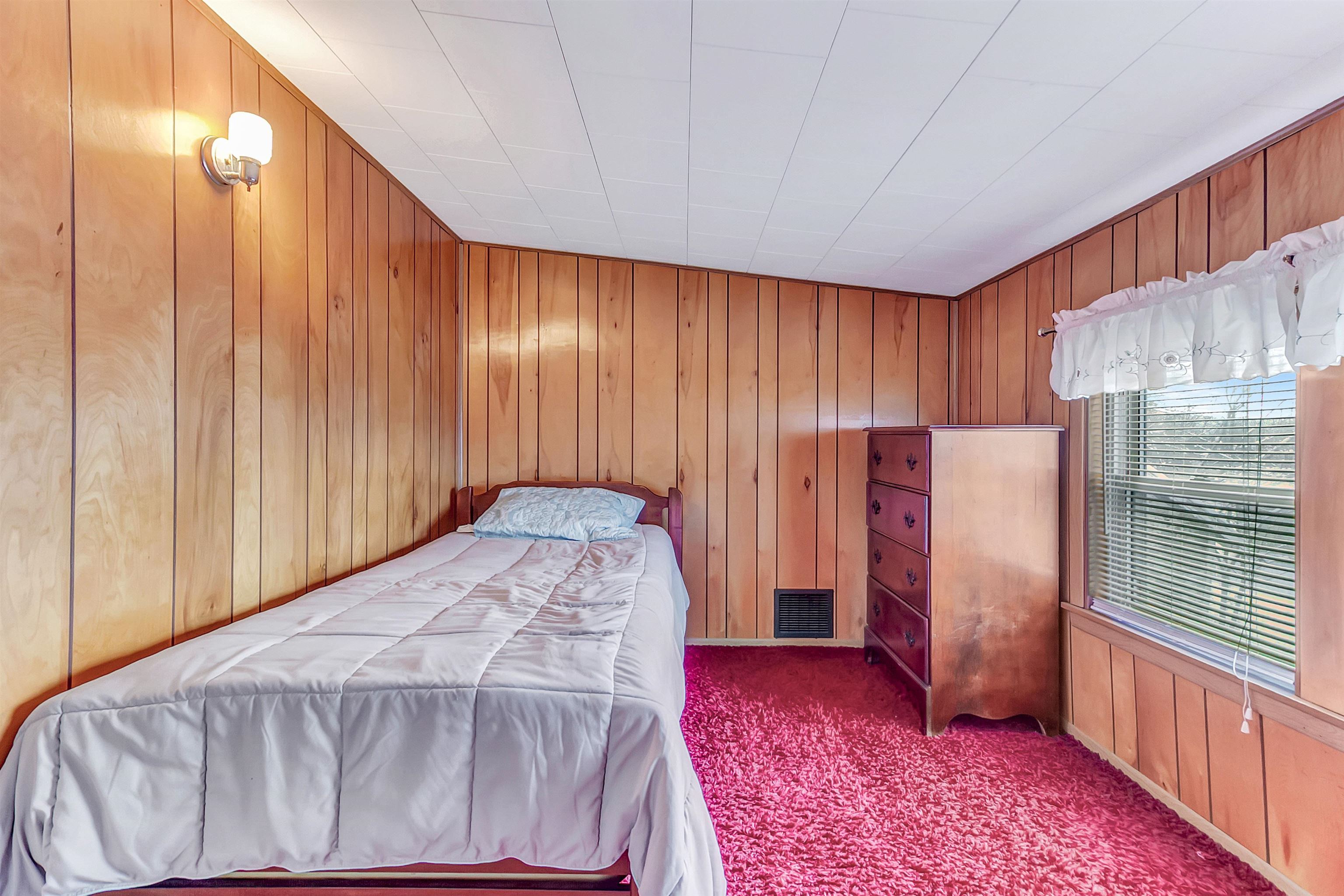 84 Allen Street Rutland, VT 05701 - Photo 36 of 60