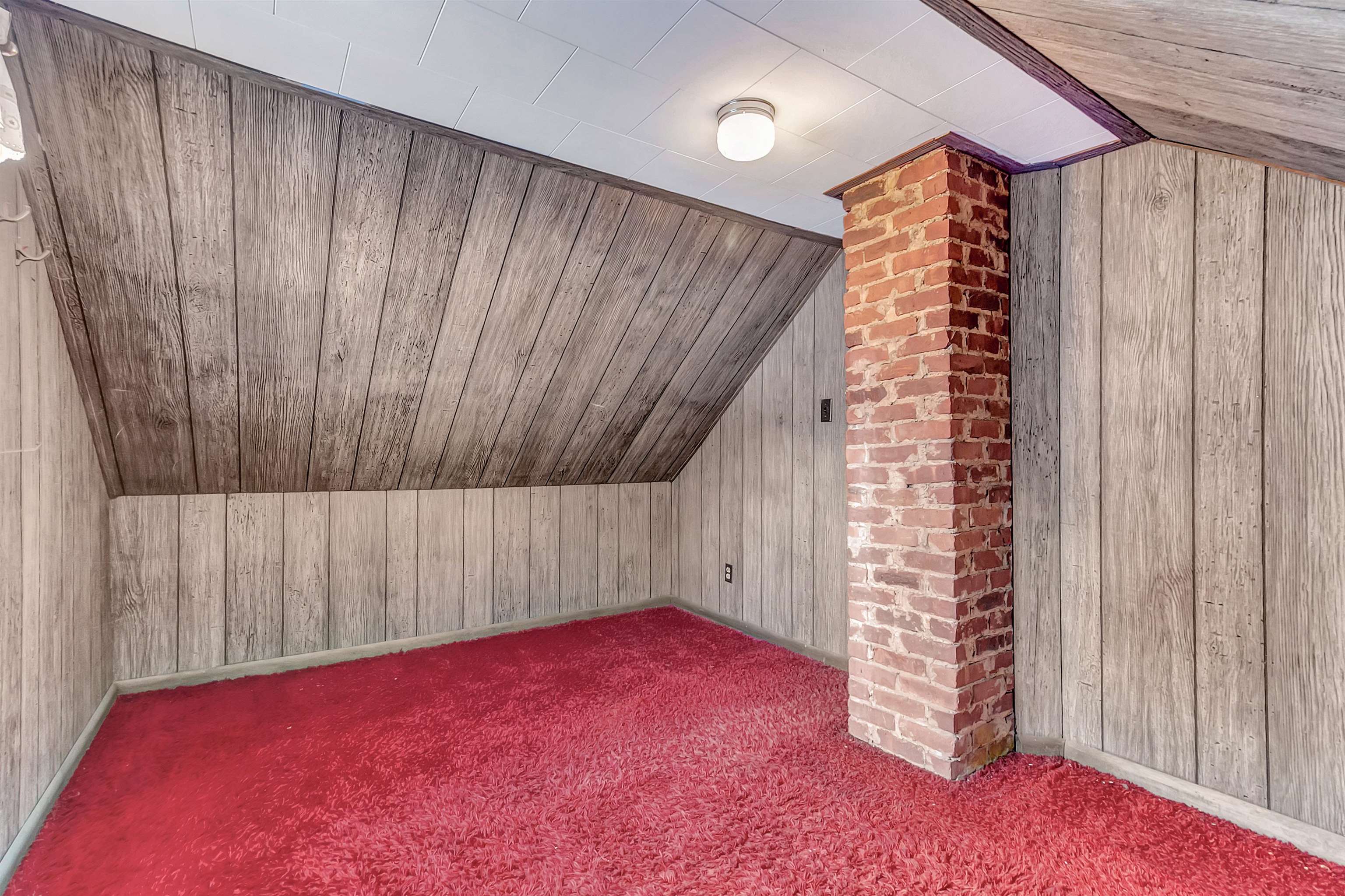 84 Allen Street Rutland, VT 05701 - Photo 37 of 60