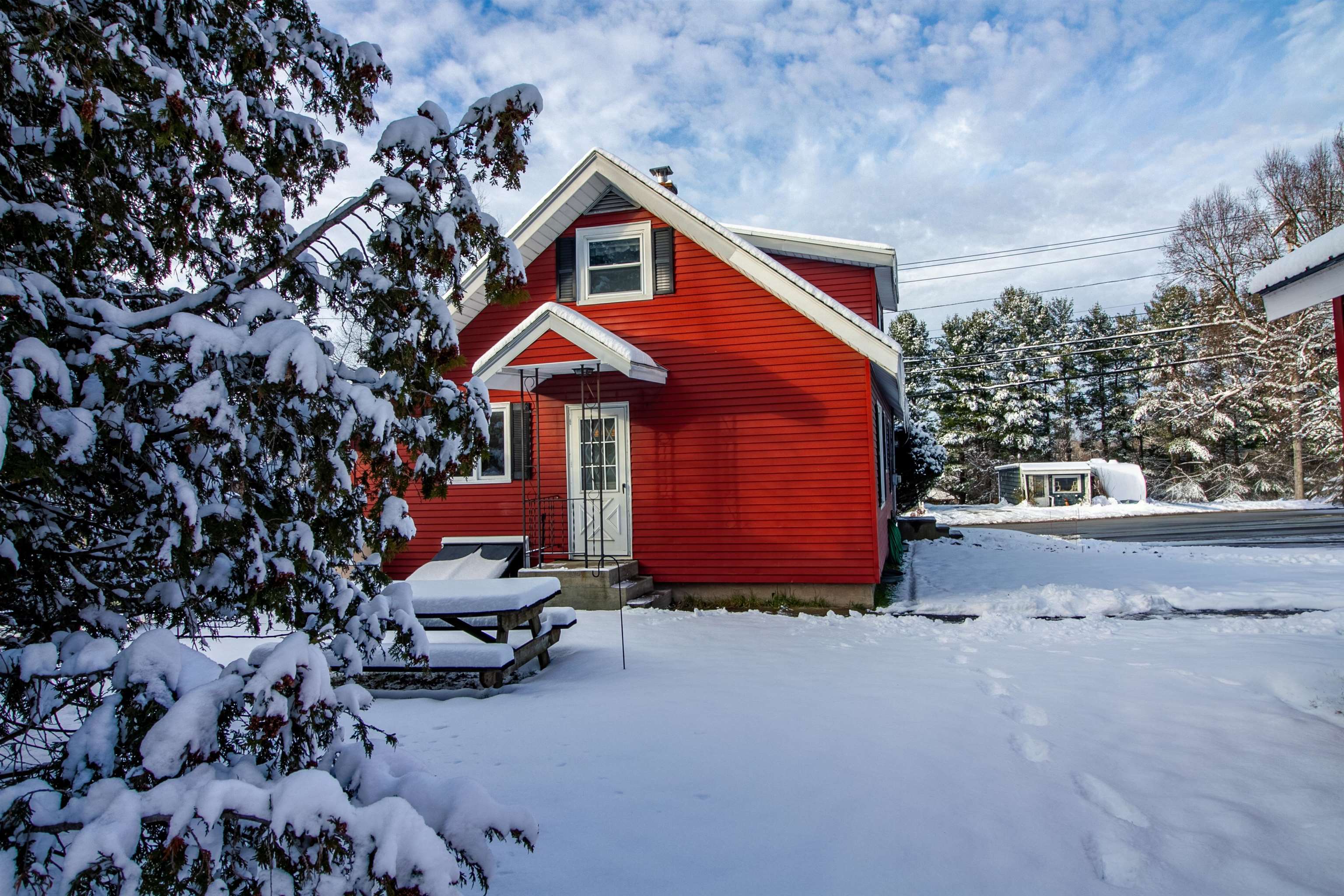 84 Allen Street Rutland, VT 05701 - Photo 4 of 60