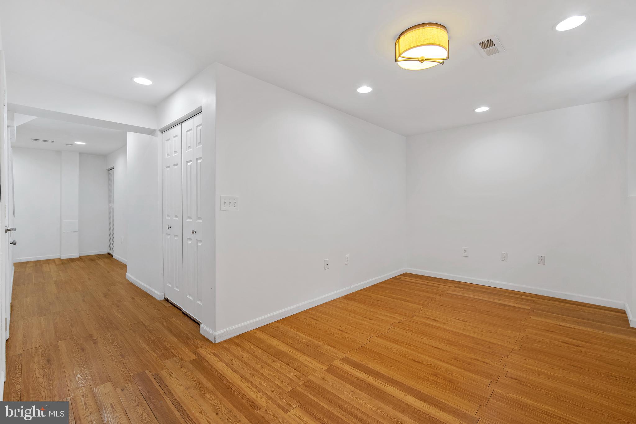 9105 Saffron Lane Silver Spring, MD 20901 - Photo 35 of 43 Gallery Image 35