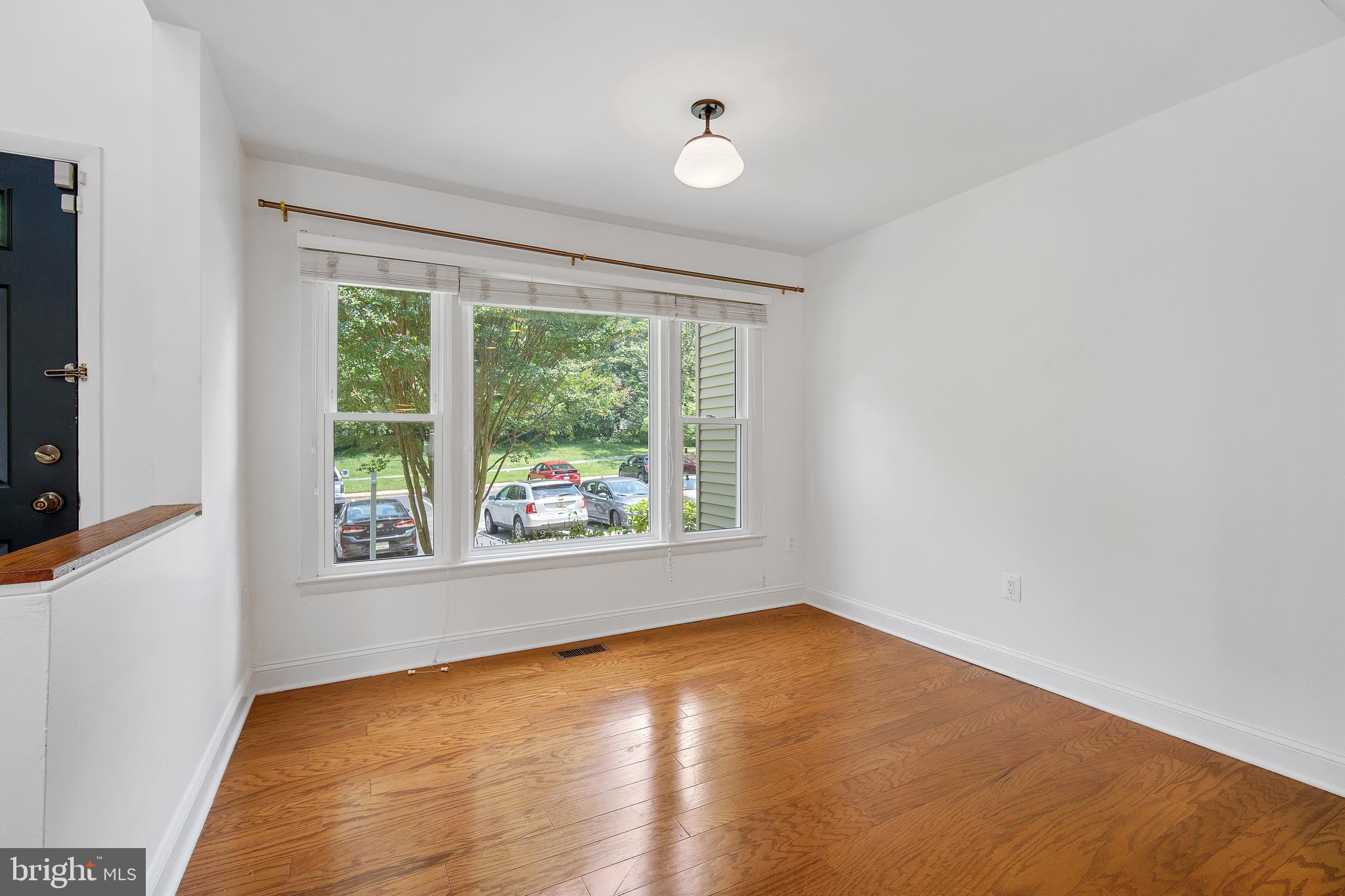 9105 Saffron Lane Silver Spring, MD 20901 - Photo 5 of 43 Big picturesque window in dining/eat-in kitchen