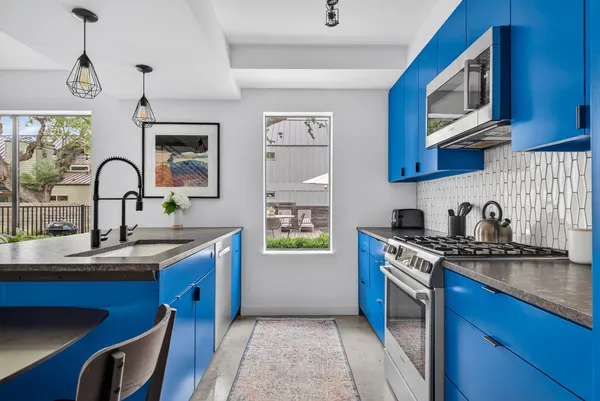 $3,250,000 | 1605 Chelsea Lane, Unit 1 & 2, Austin, TX 78704