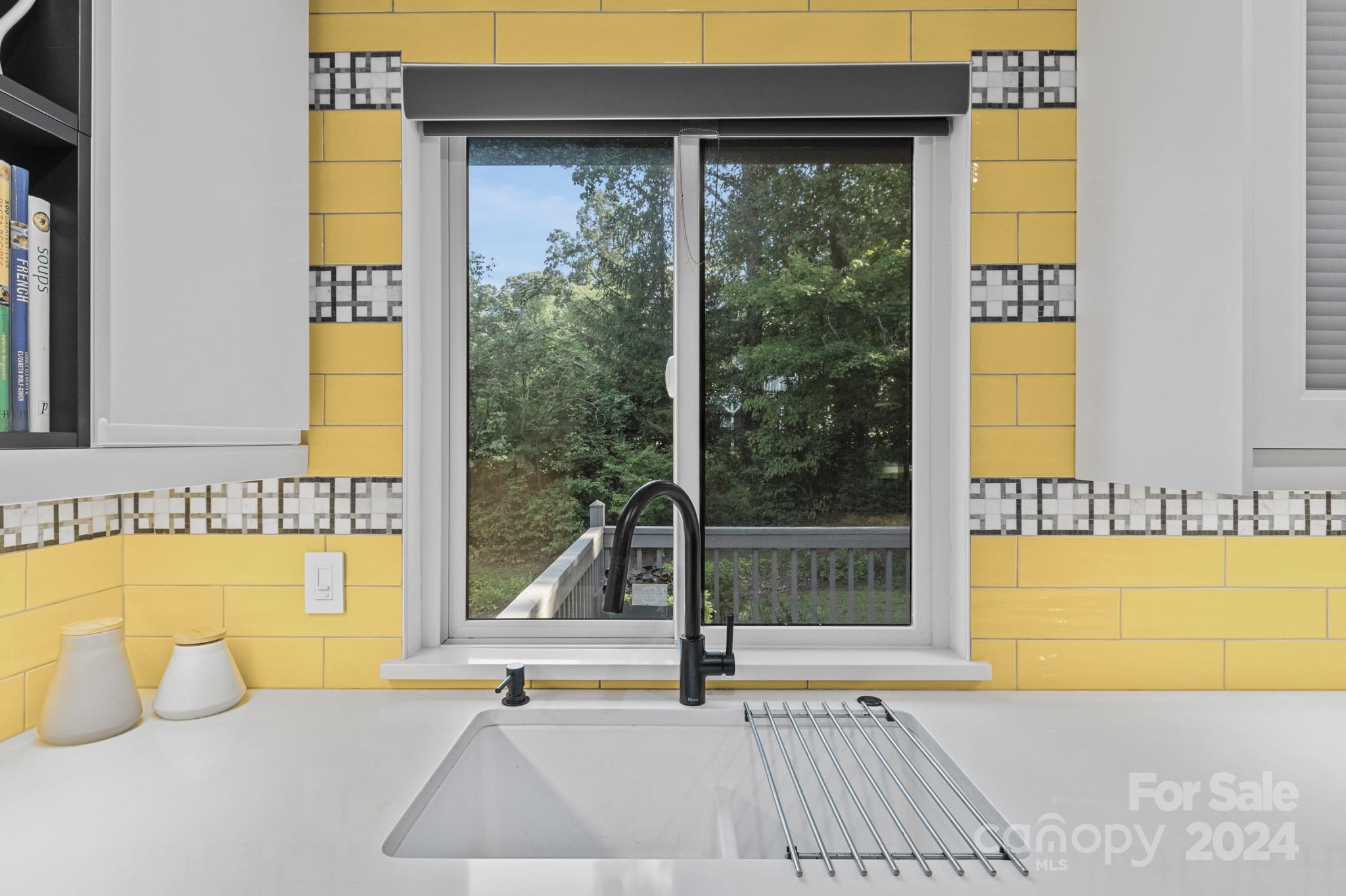 8 Pine Spring Drive Asheville, NC 28805 - Photo 12 of 48