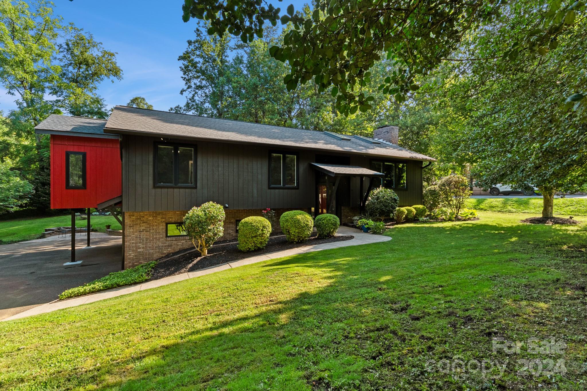 8 Pine Spring Drive Asheville, NC 28805 - Photo 34 of 48