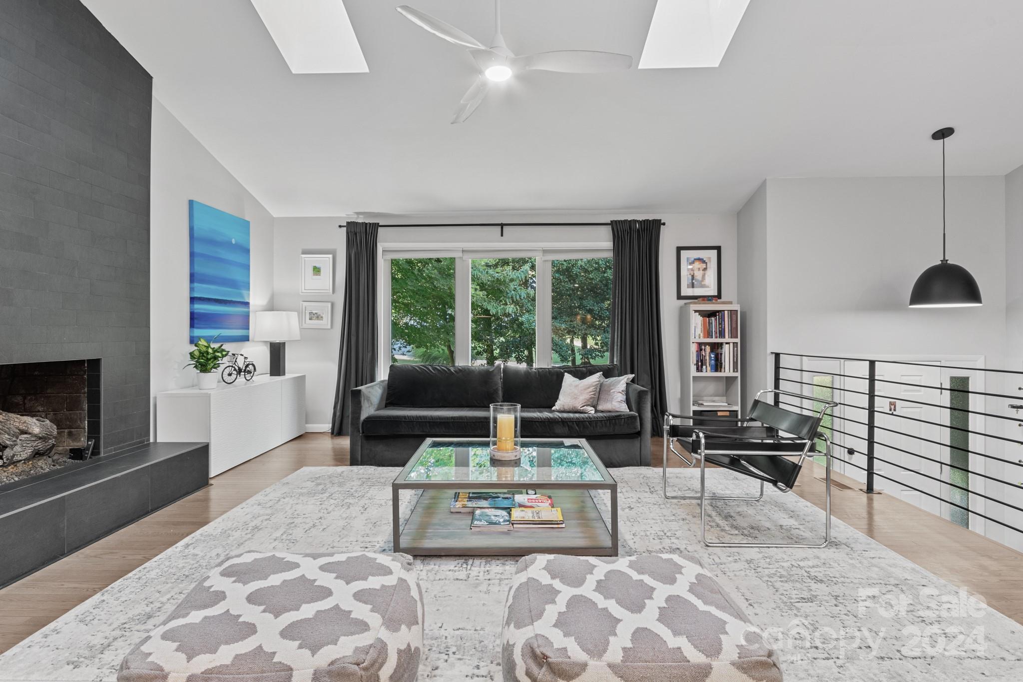 8 Pine Spring Drive Asheville, NC 28805 - Photo 4 of 48