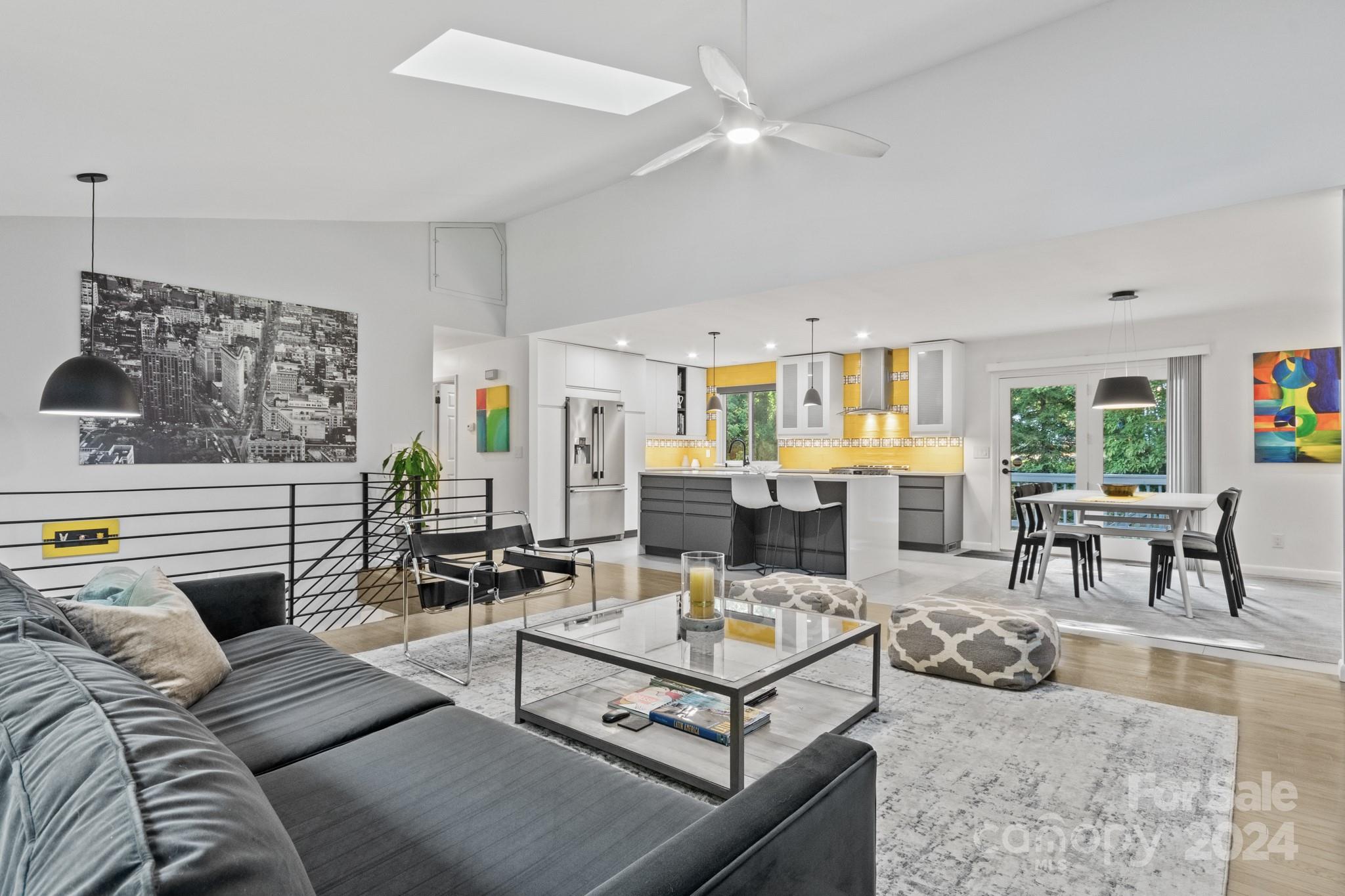 8 Pine Spring Drive Asheville, NC 28805 - Photo 5 of 48