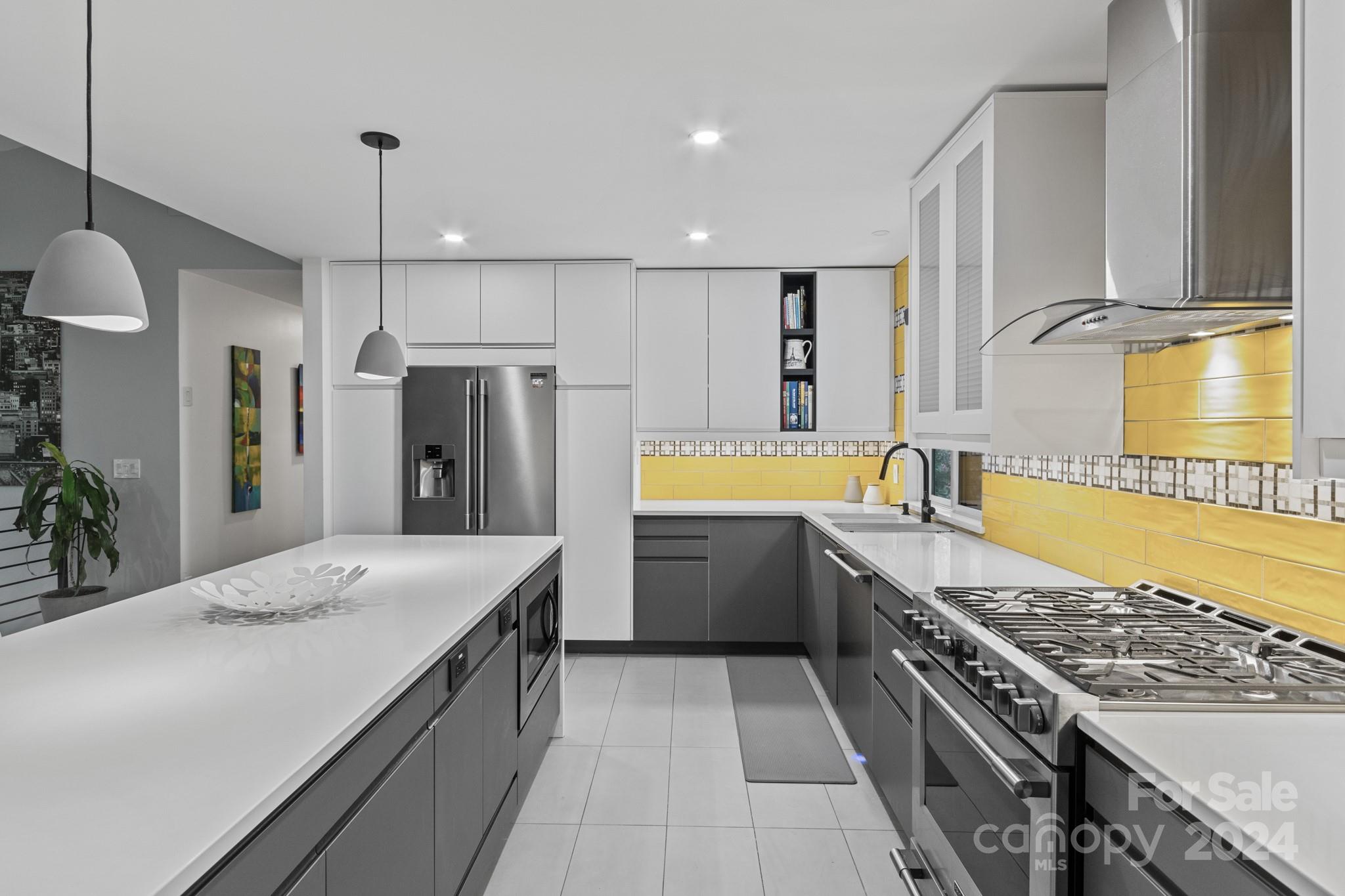 8 Pine Spring Drive Asheville, NC 28805 - Photo 10 of 48