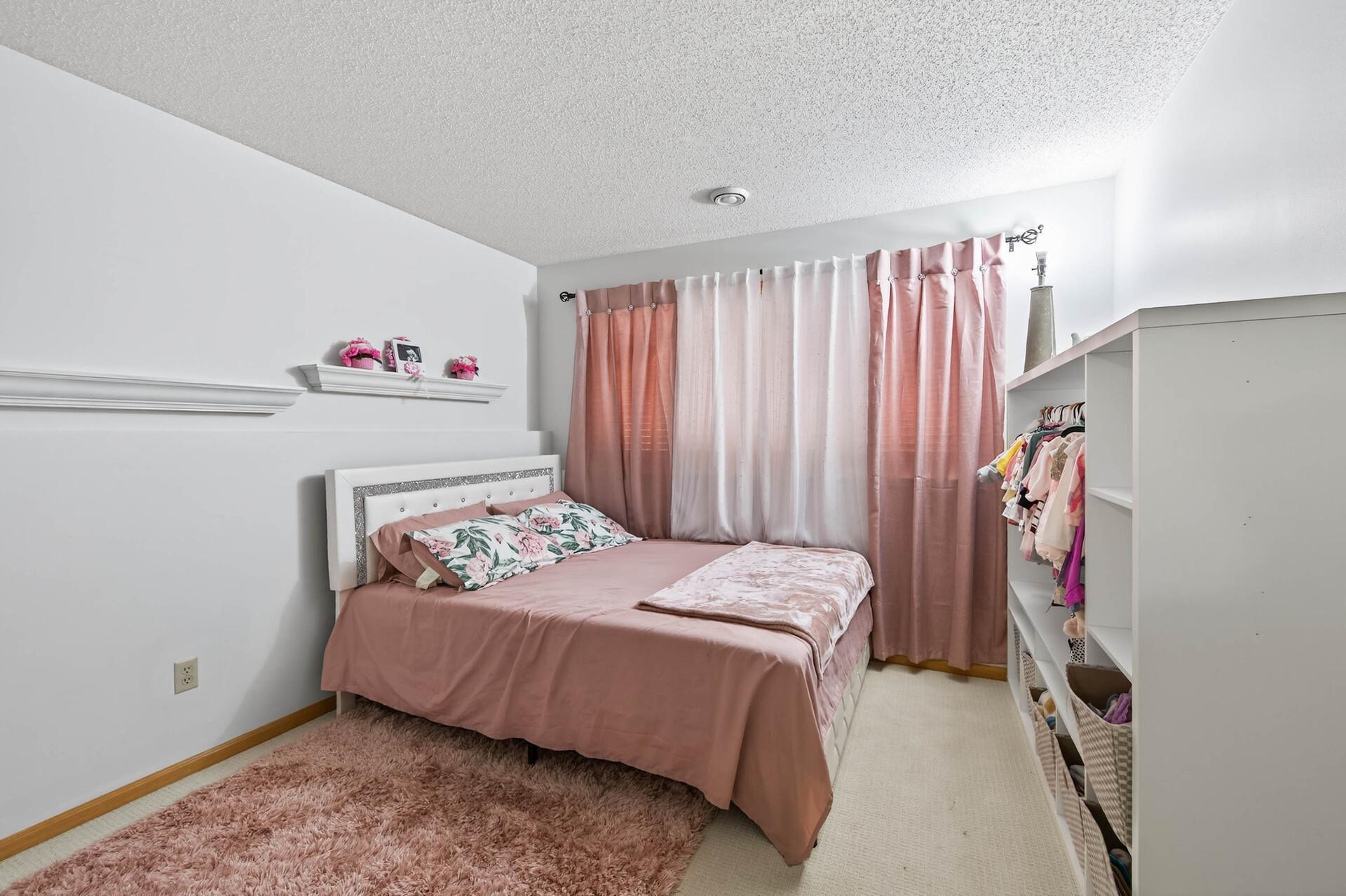 8827 Coffman Path Inver Grove Heights, MN 55076 - Photo 11 of 17