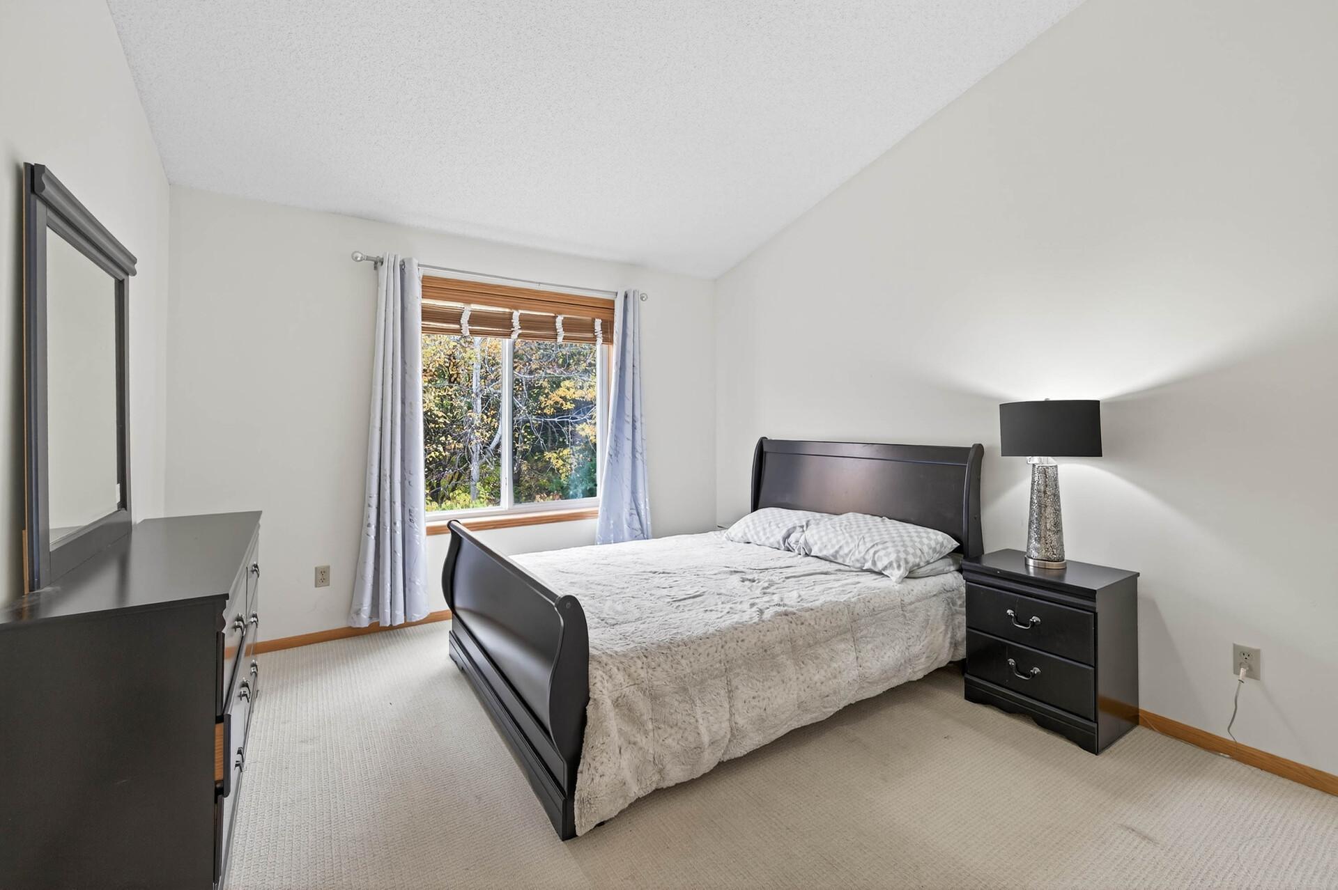 8827 Coffman Path Inver Grove Heights, MN 55076 - Photo 7 of 17