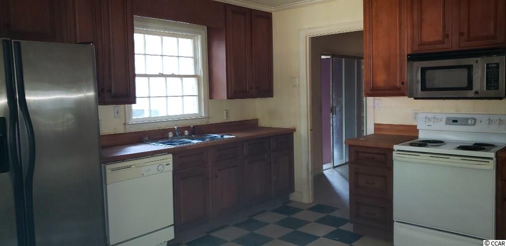 416 Hill Street Georgetown, SC 29440 - Photo 3 of 9 Gallery Image 3