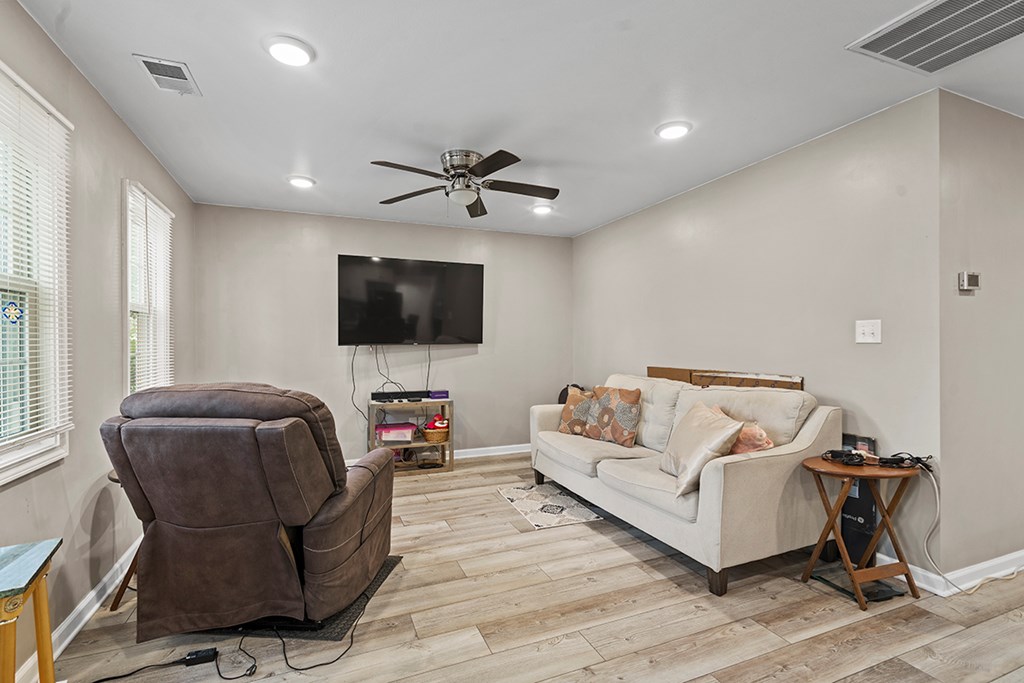 506 Trestle Road Greenwood, SC 29649 - Photo 30 of 49 Gallery Image 30