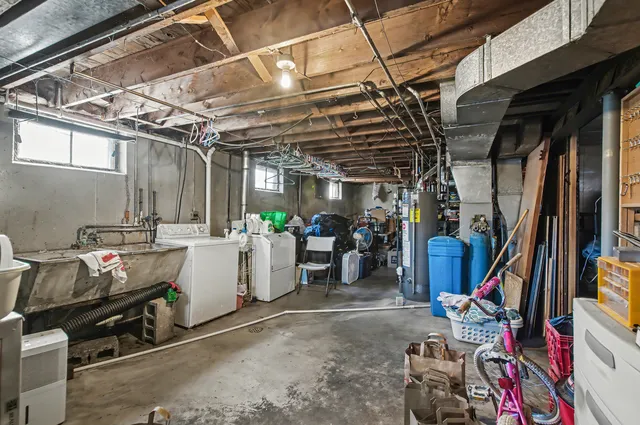 $425,000 | 5611 Washington Street, Downers Grove, IL 60516