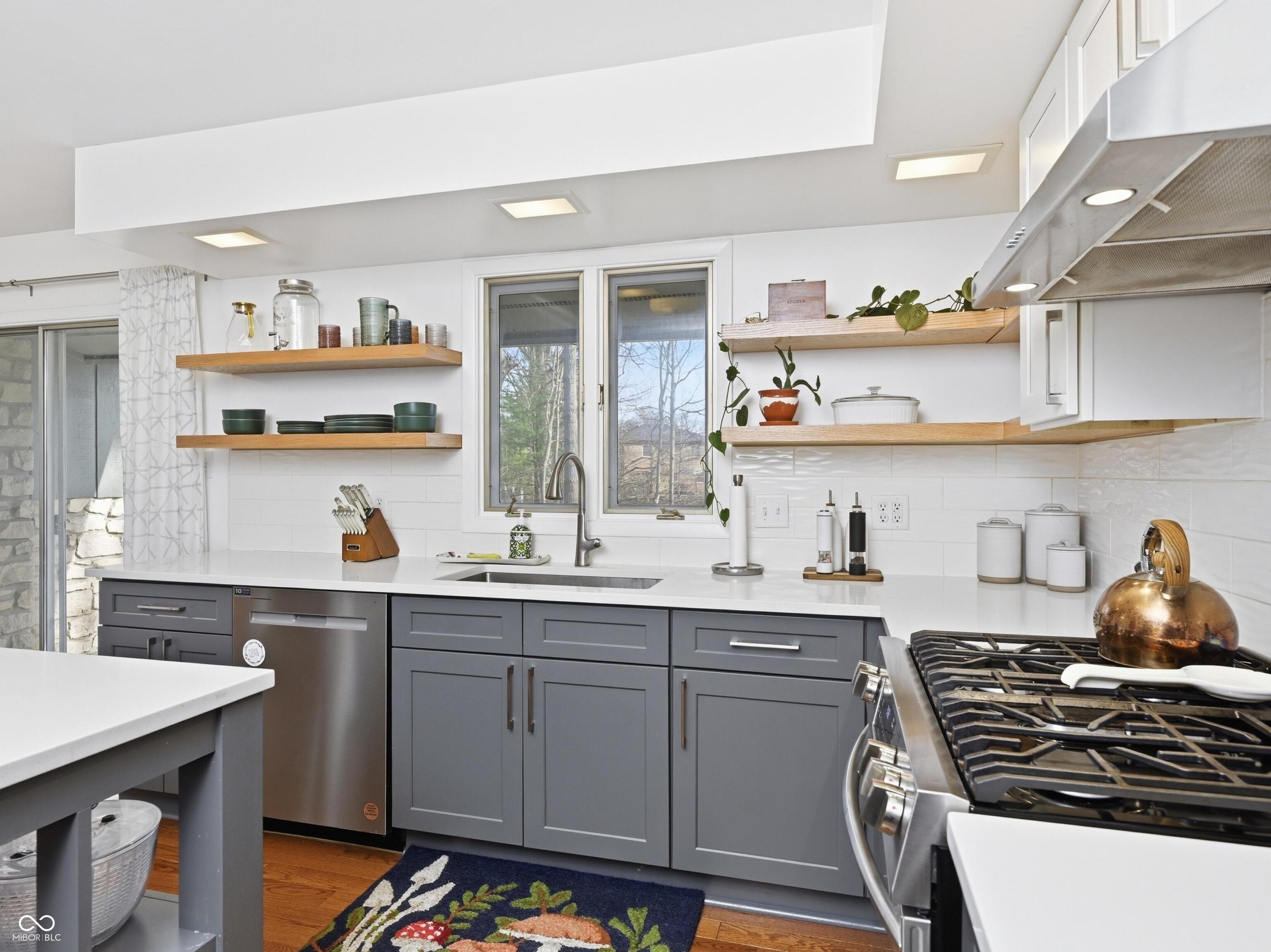 6243 Bramshaw Road Indianapolis, IN 46220 - Photo 16 of 48