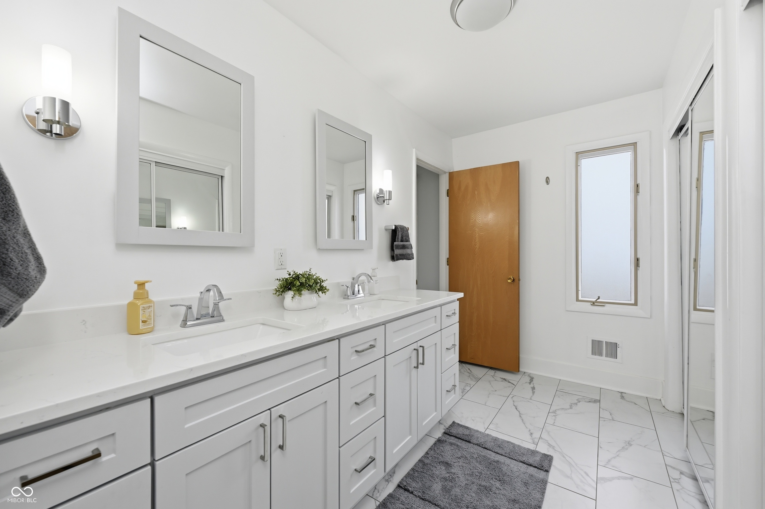 6243 Bramshaw Road Indianapolis, IN 46220 - Photo 29 of 48