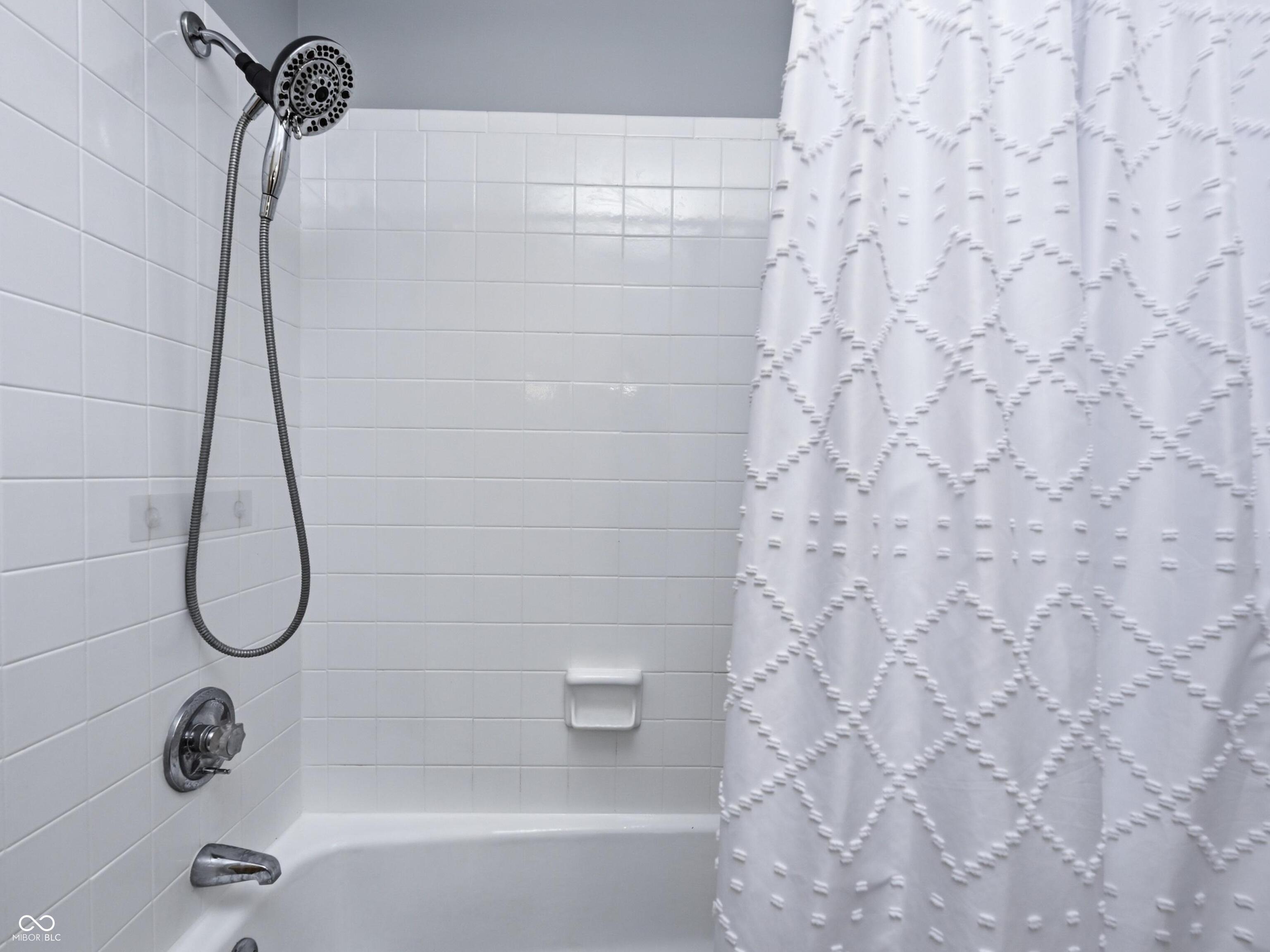 6243 Bramshaw Road Indianapolis, IN 46220 - Photo 34 of 48