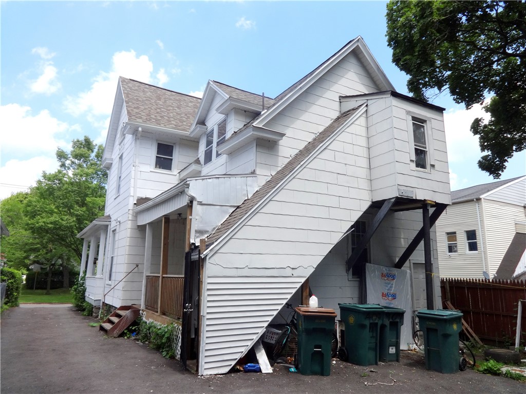 409 Central Park Rochester, NY 14605 - Photo 3 of 15 Ext Back