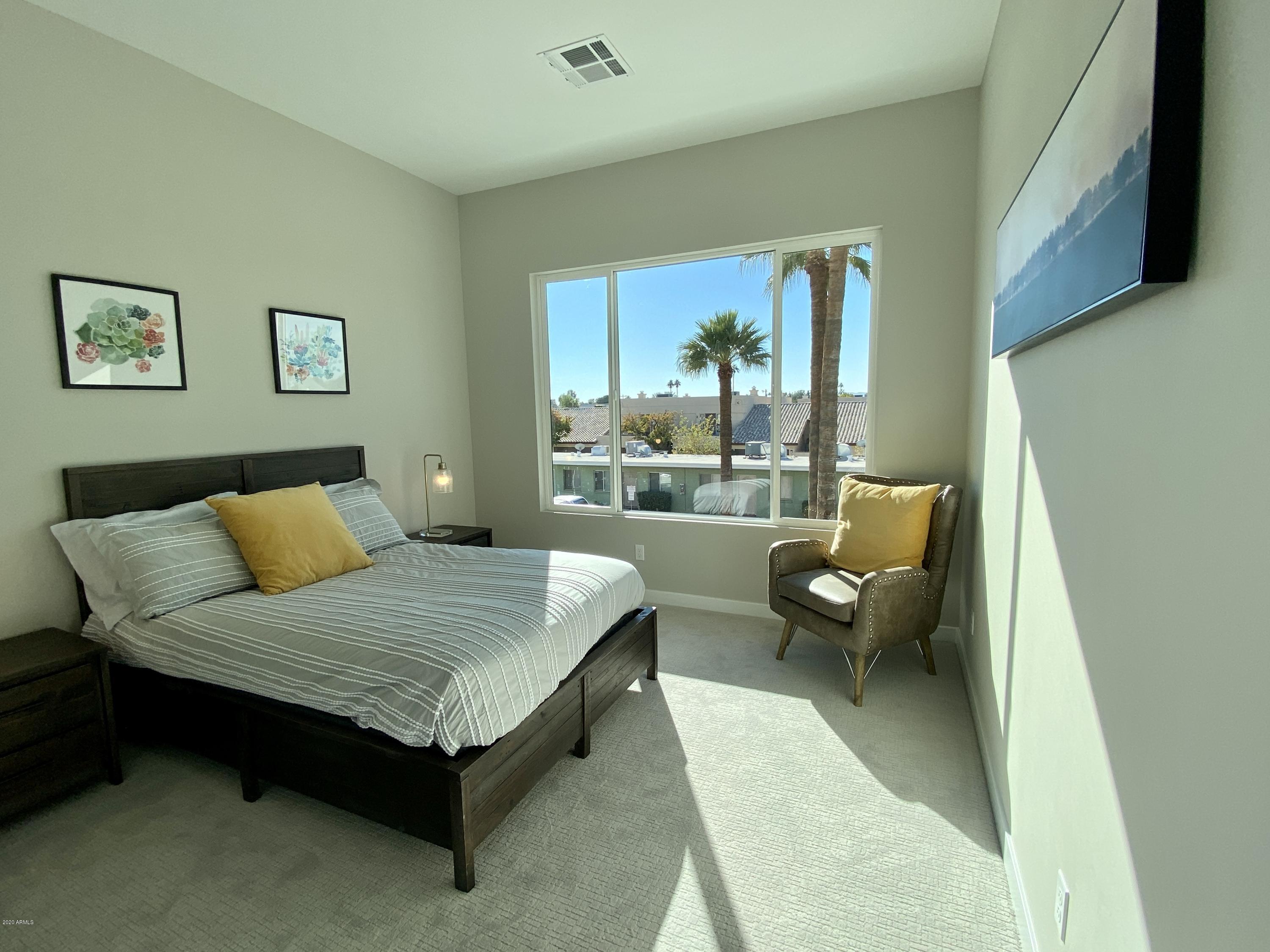 6301 North 12th Street, Unit 6 Phoenix, AZ 85014 - Photo 15 of 23 Guest Bed 2