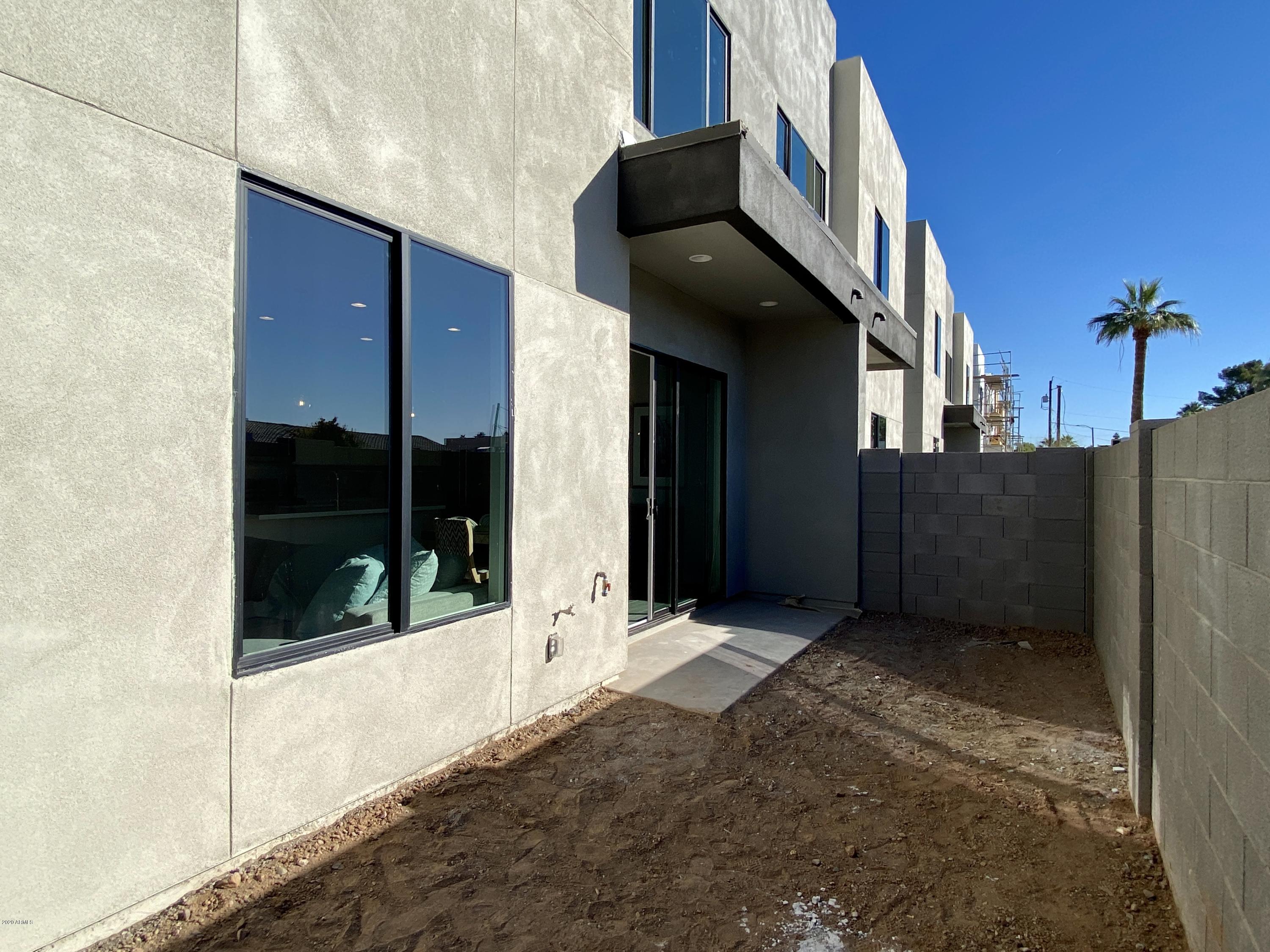 6301 North 12th Street, Unit 6 Phoenix, AZ 85014 - Photo 10 of 23 Private yard