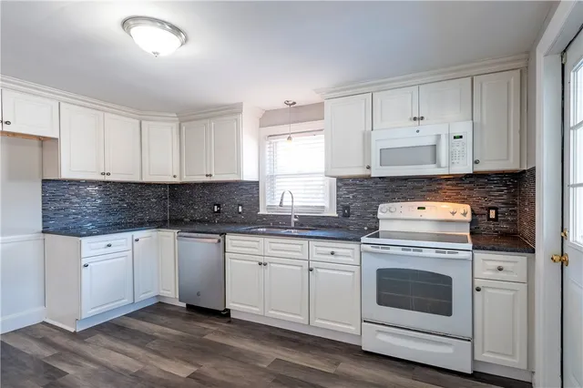 $399,900 | 200 Carter Avenue, Pawtucket, RI 02861