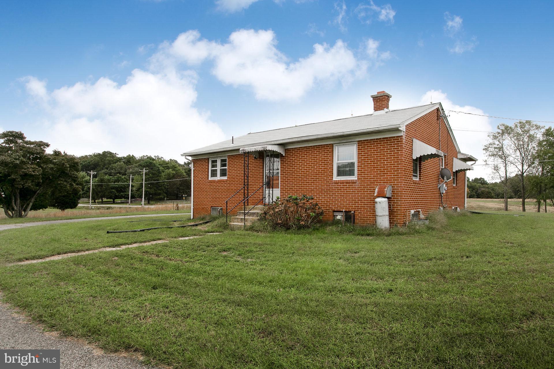 2815 Holland Cliffs Road Huntingtown, MD 20639 - Photo 6 of 21 Exterior (General)