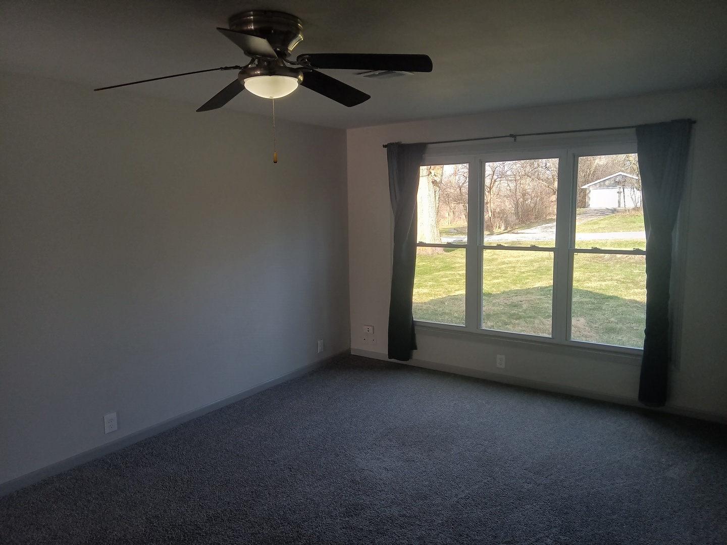 18220 Springfield Avenue Hazel Crest, IL 60429 - Photo 3 of 22 Gallery Image 3