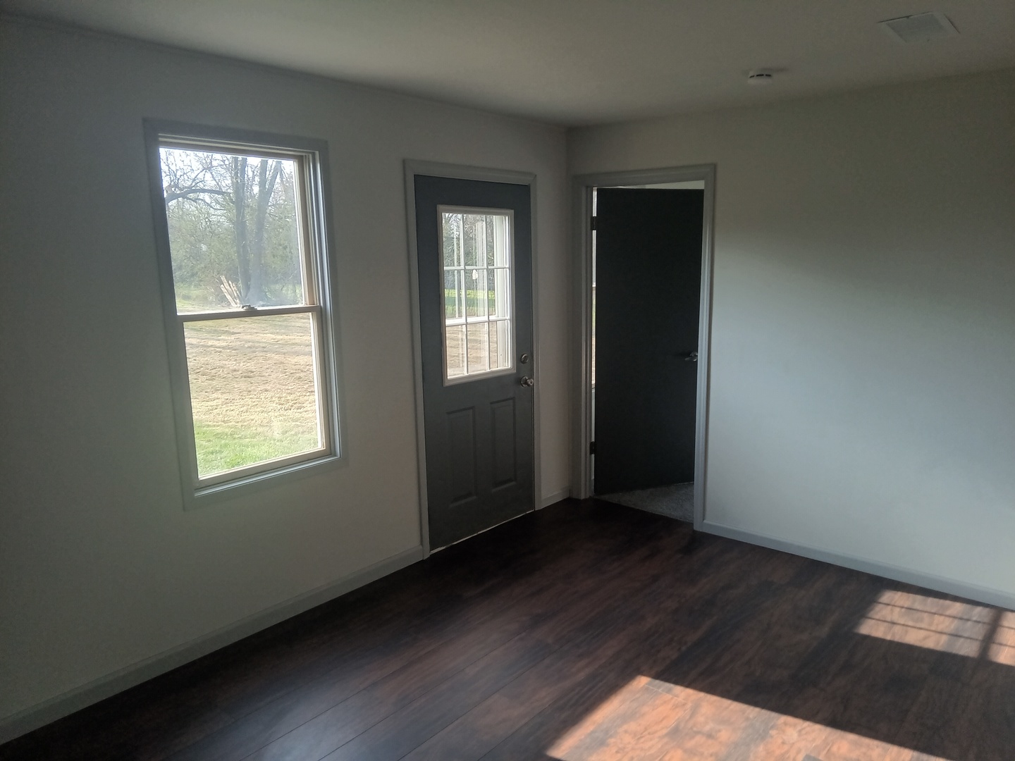 18220 Springfield Avenue Hazel Crest, IL 60429 - Photo 8 of 22 Gallery Image 8